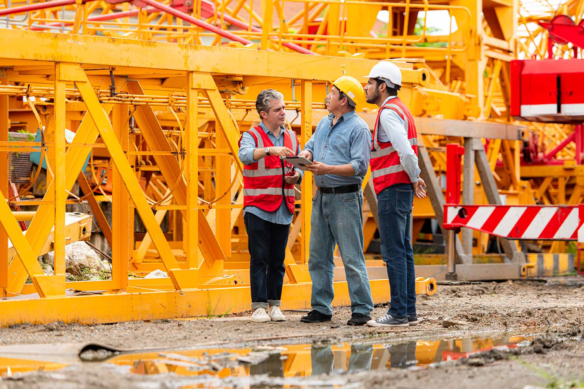 Essential Tips for Managing Large-Scale Construction Projects