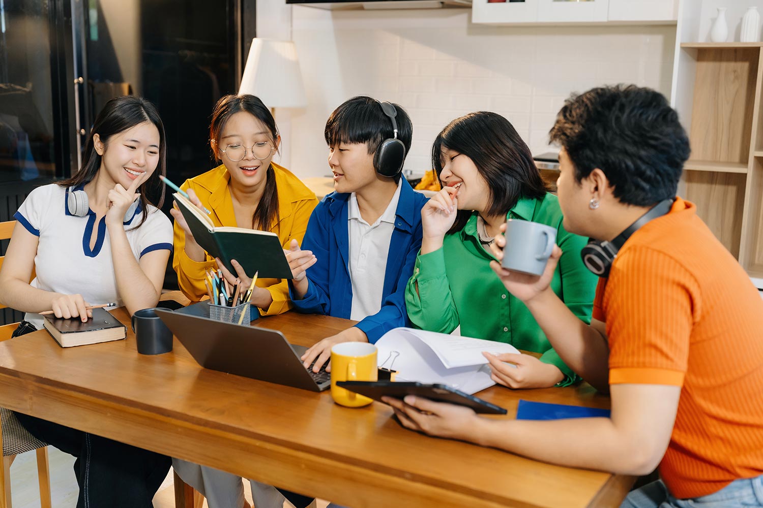 Simple Ways to Build Strong Vocabulary Daily