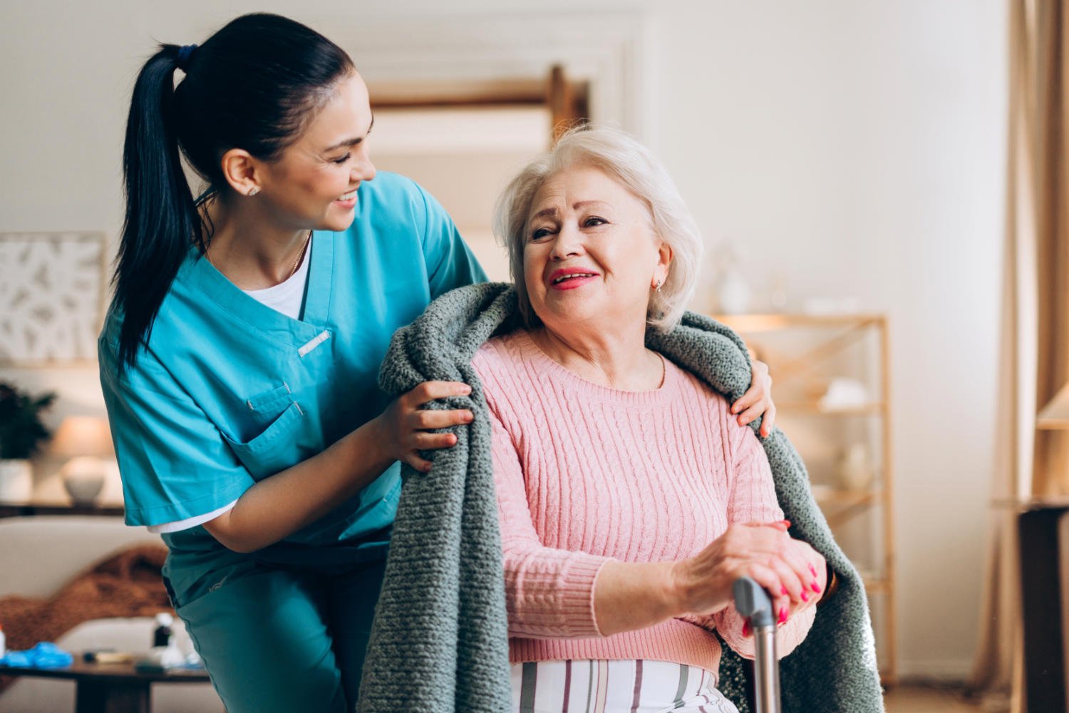 Effective Ways to Support Seniors With Dementia